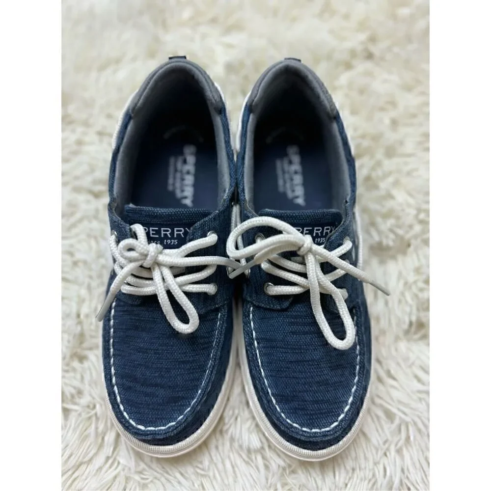 Excellent Used Condition Blue & White Sperry Loafers Size 3